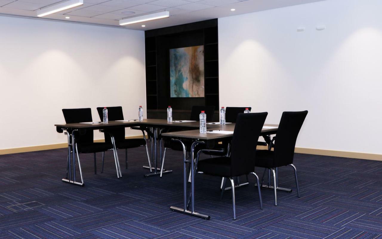 Premier Inn Dubai Ibn Battuta Mall Εξωτερικό φωτογραφία
